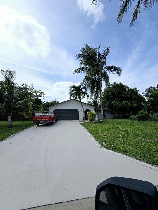 For Sale: $524,900 (3 beds, 2 baths, 1698 Square Feet)