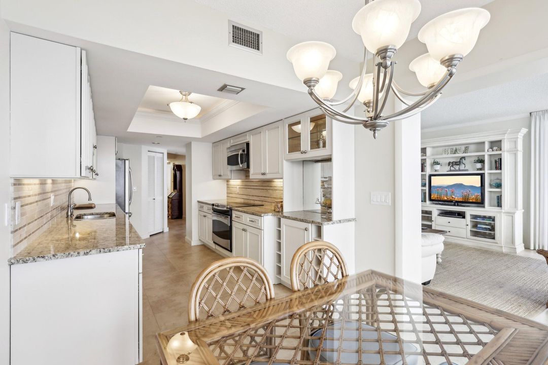 For Sale: $1,450,000 (3 beds, 2 baths, 2250 Square Feet)