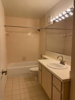 For Rent: $2,300 (2 beds, 2 baths, 1374 Square Feet)