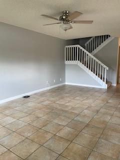 For Rent: $2,300 (2 beds, 2 baths, 1374 Square Feet)