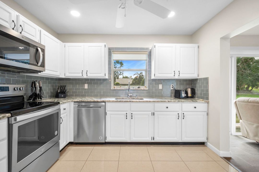 For Sale: $368,210 (3 beds, 2 baths, 1476 Square Feet)