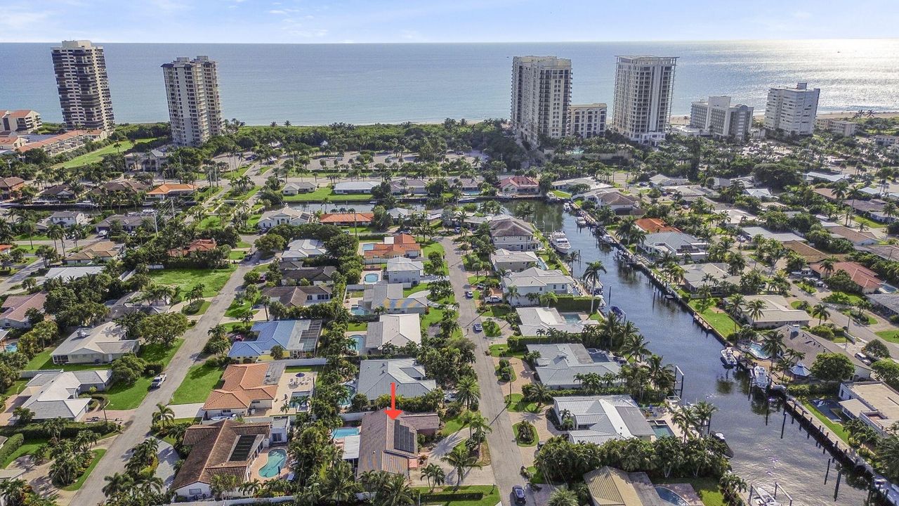 For Sale: $1,099,900 (3 beds, 2 baths, 1800 Square Feet)