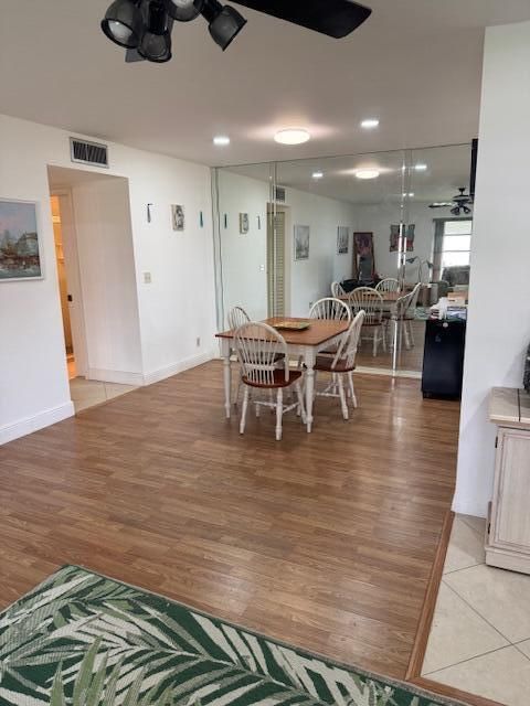 For Sale: $262,900 (2 beds, 2 baths, 1186 Square Feet)