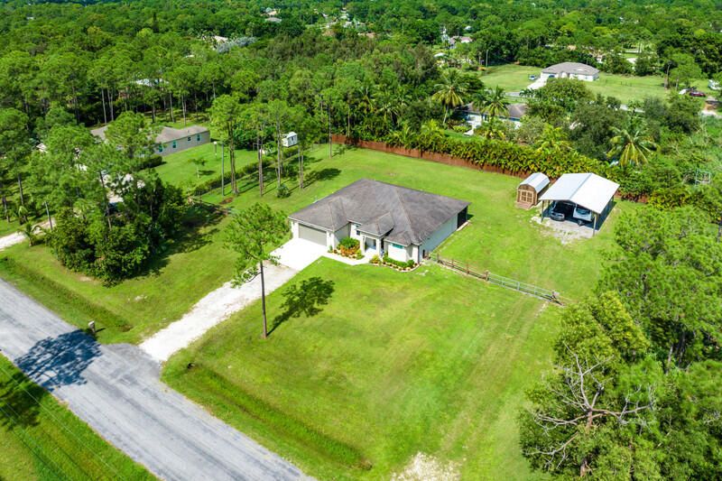 For Sale: $819,900 (3 beds, 2 baths, 2204 Square Feet)