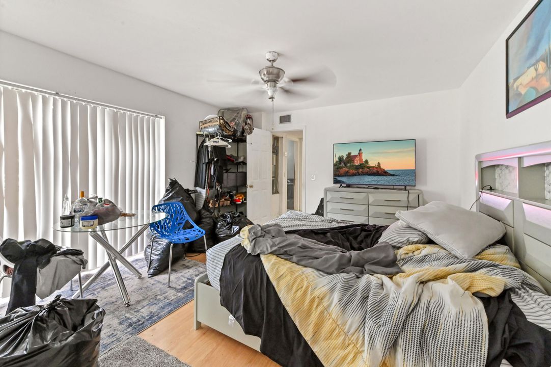 For Sale: $250,000 (2 beds, 2 baths, 1236 Square Feet)