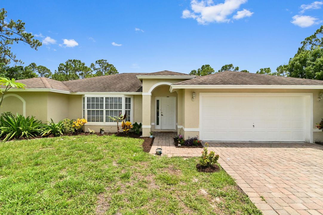 For Sale: $699,900 (4 beds, 2 baths, 2178 Square Feet)