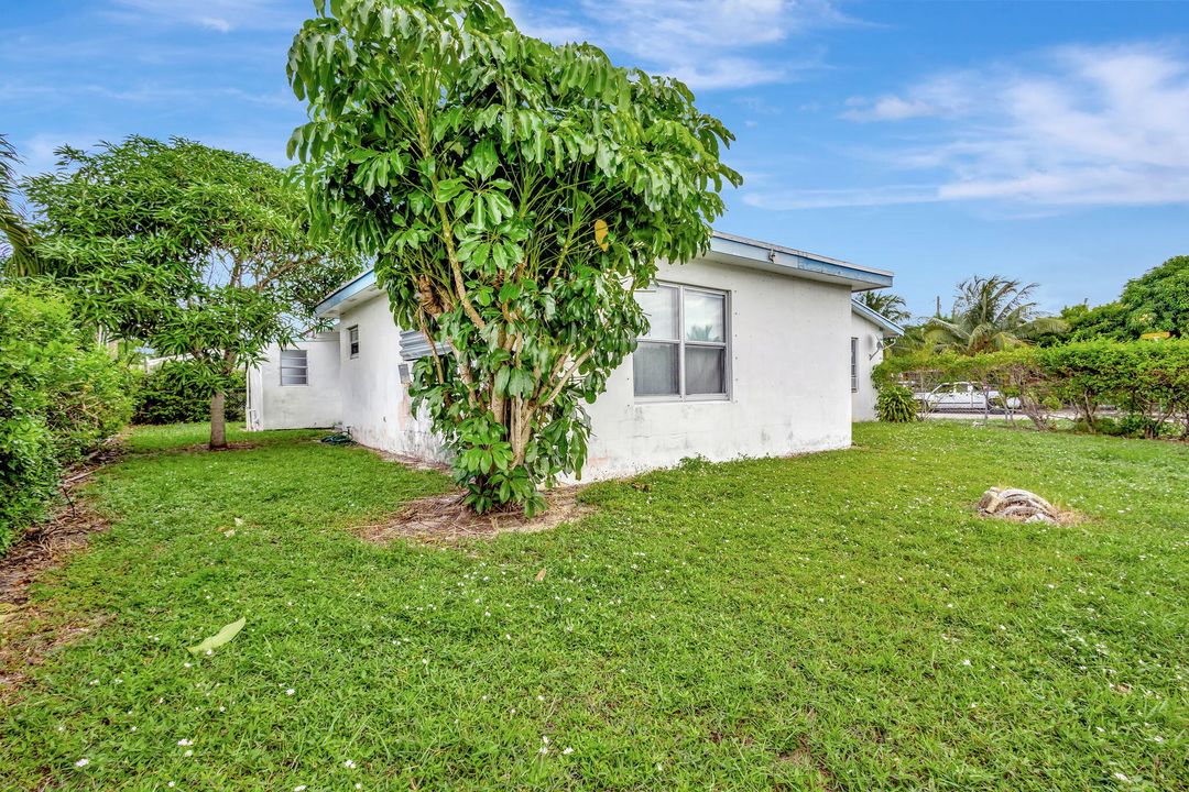 For Sale: $399,000 (3 beds, 2 baths, 1583 Square Feet)