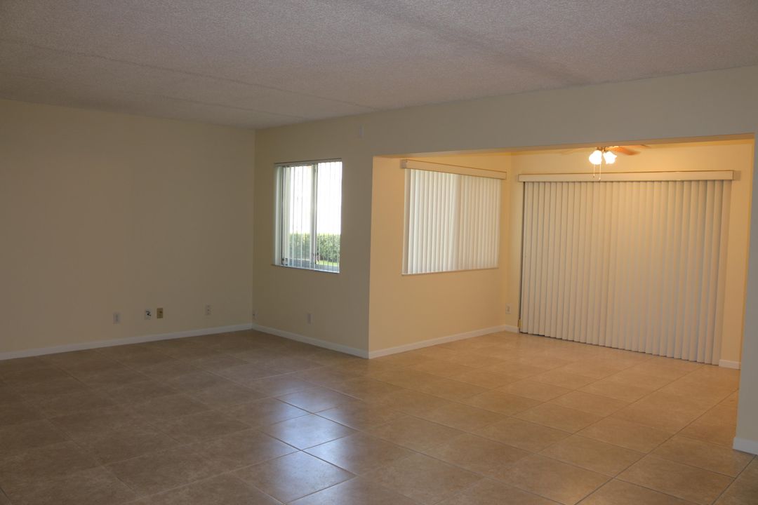 For Rent: $2,000 (2 beds, 2 baths, 1115 Square Feet)