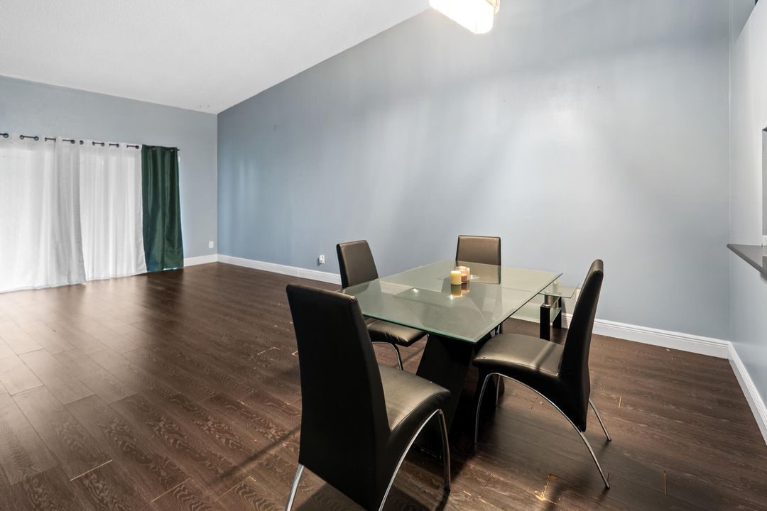 For Sale: $395,000 (3 beds, 2 baths, 1656 Square Feet)