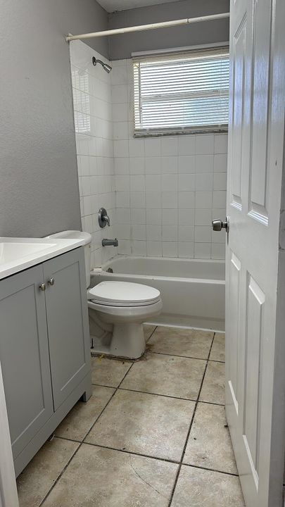 For Rent: $2,590 (3 beds, 2 baths, 1294 Square Feet)