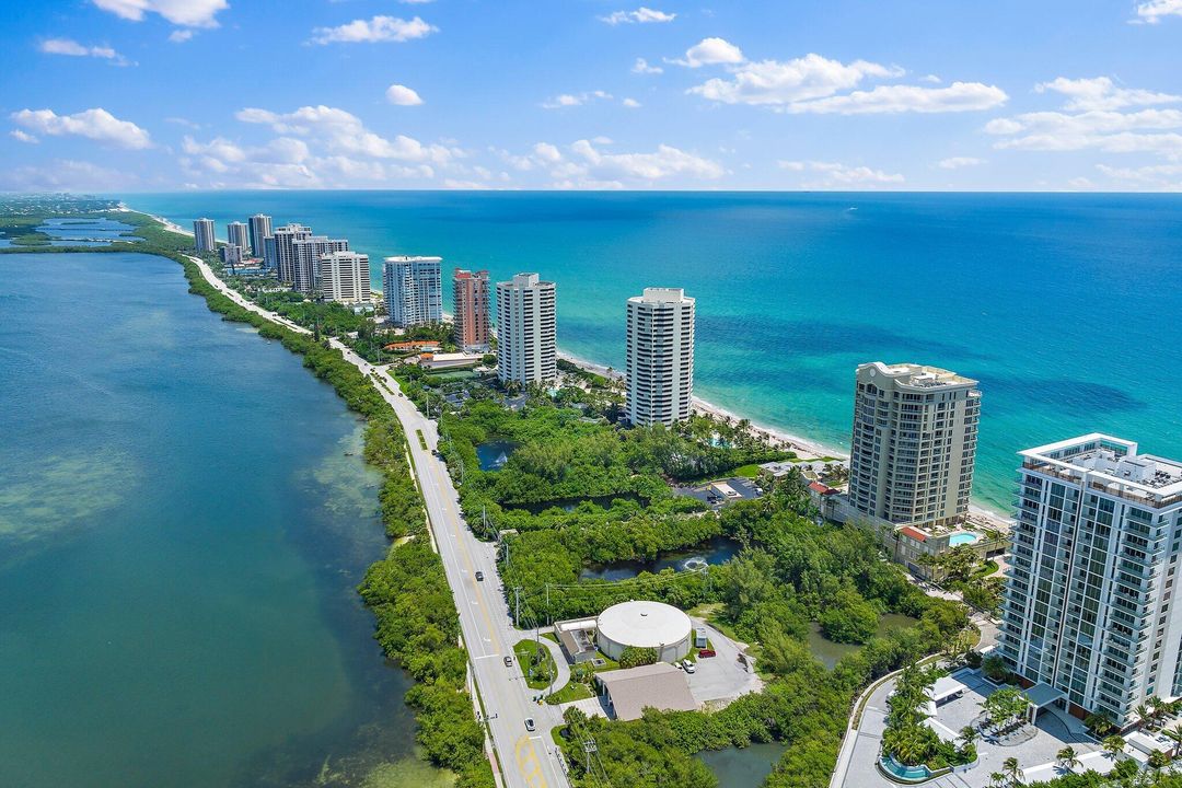 For Sale: $3,800,000 (3 beds, 3 baths, 3136 Square Feet)