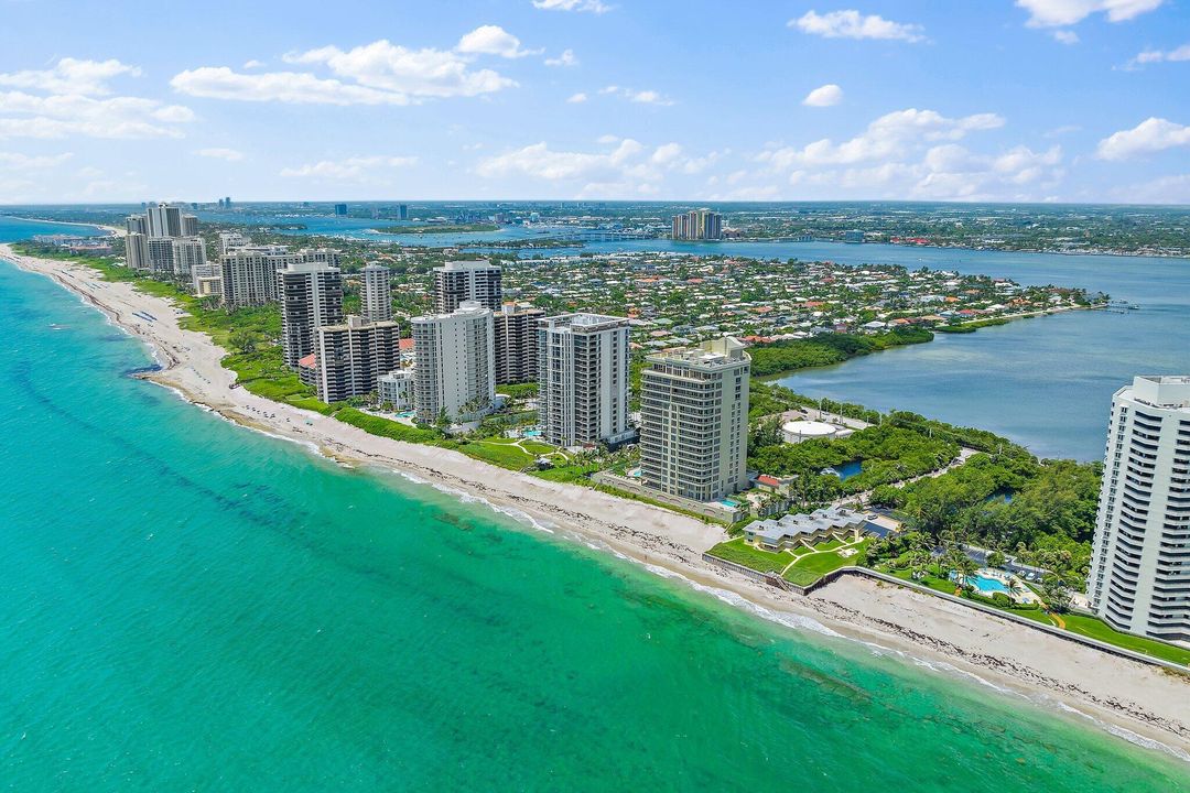 For Sale: $3,800,000 (3 beds, 3 baths, 3136 Square Feet)