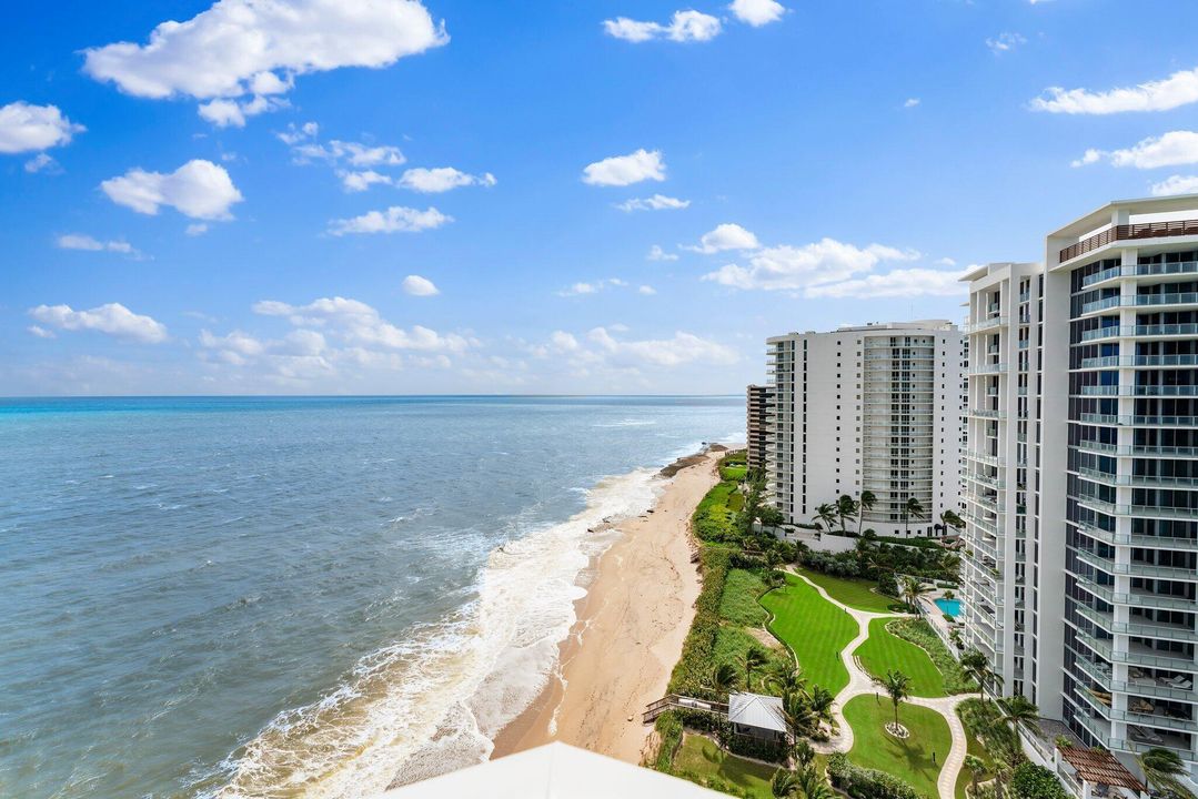 For Sale: $3,800,000 (3 beds, 3 baths, 3136 Square Feet)