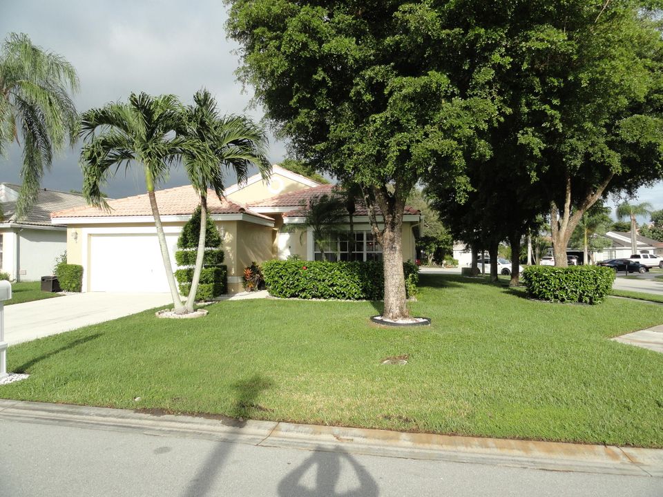 For Sale: $535,000 (3 beds, 2 baths, 1710 Square Feet)