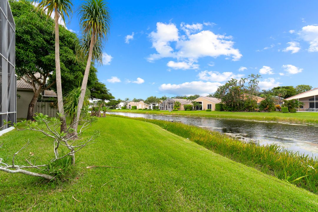 For Sale: $594,000 (3 beds, 2 baths, 2576 Square Feet)