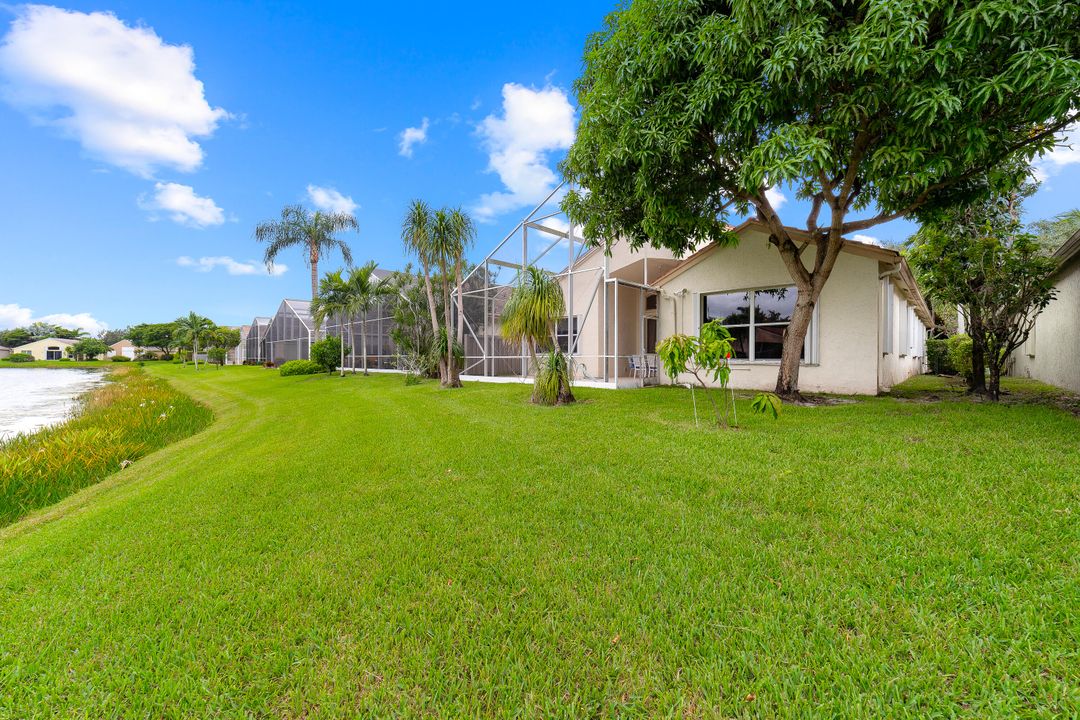 For Sale: $594,000 (3 beds, 2 baths, 2576 Square Feet)