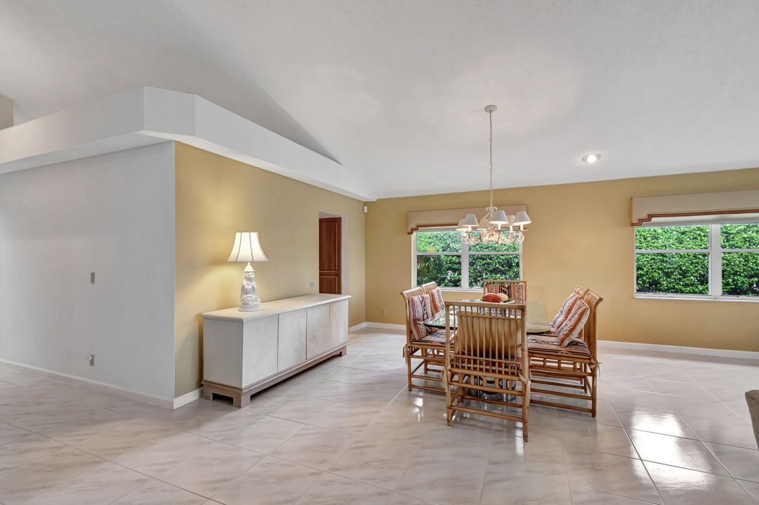 For Sale: $539,000 (3 beds, 2 baths, 2194 Square Feet)