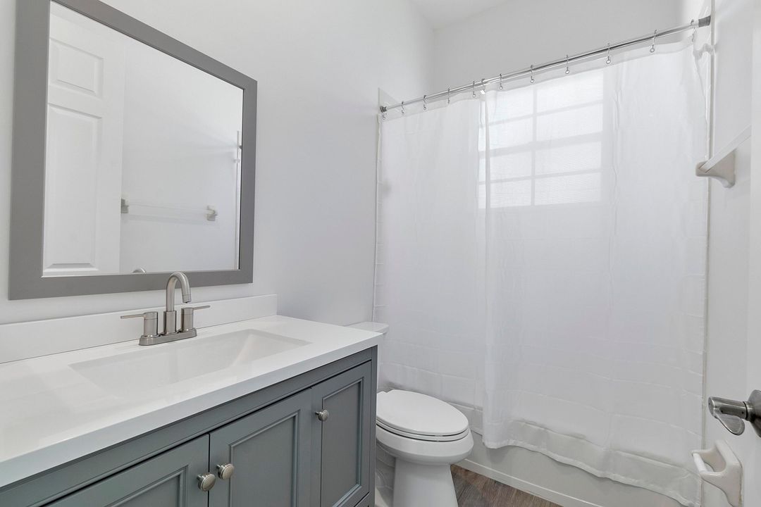 For Sale: $664,900 (2 beds, 2 baths, 1200 Square Feet)