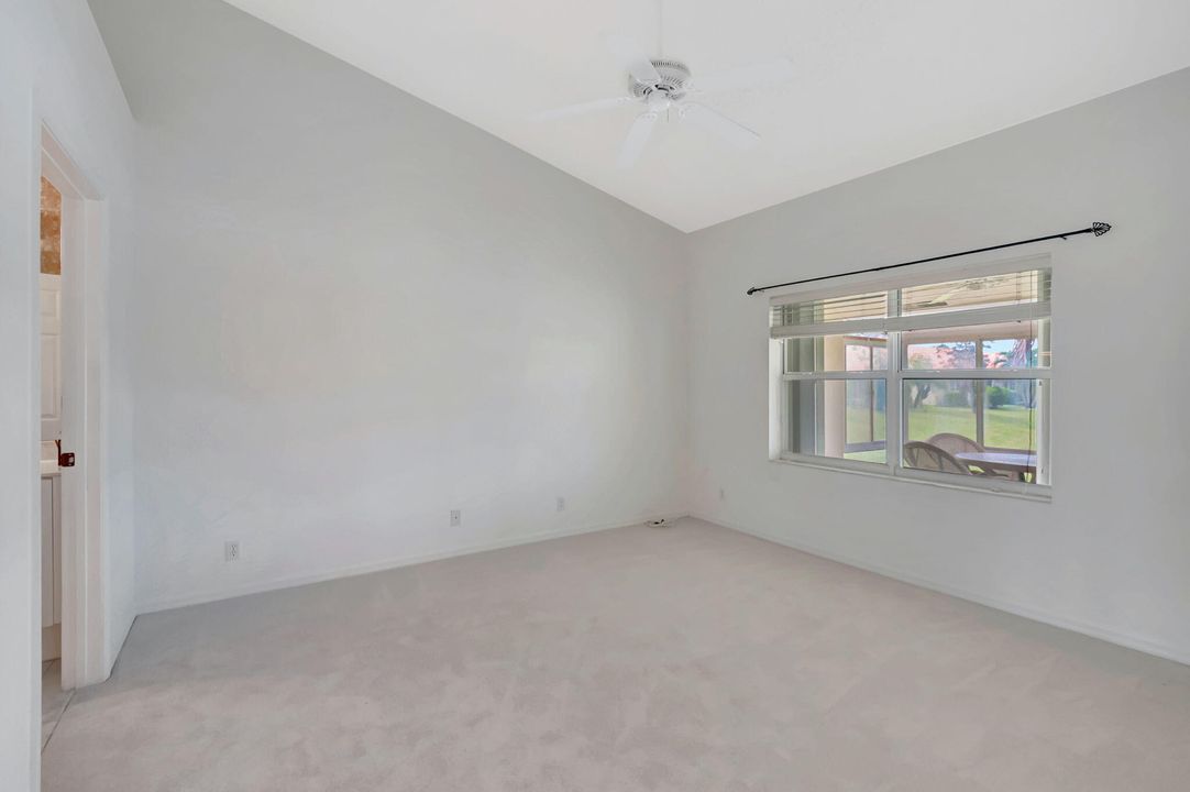 For Sale: $355,000 (2 beds, 2 baths, 1246 Square Feet)