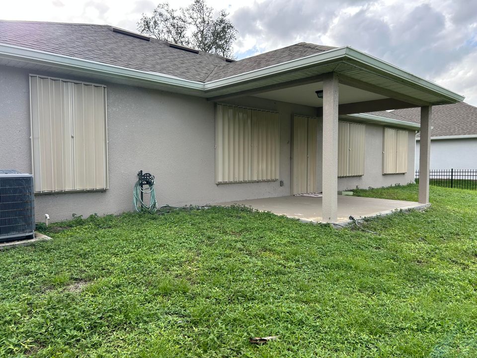 For Sale: $379,000 (4 beds, 2 baths, 1754 Square Feet)