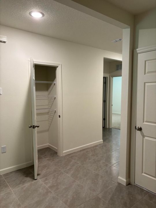 Active With Contract: $2,500 (4 beds, 2 baths, 1828 Square Feet)