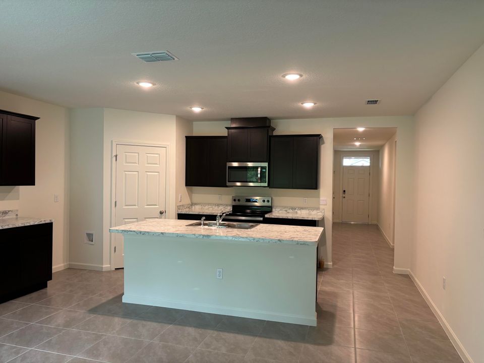 Active With Contract: $2,500 (4 beds, 2 baths, 1828 Square Feet)