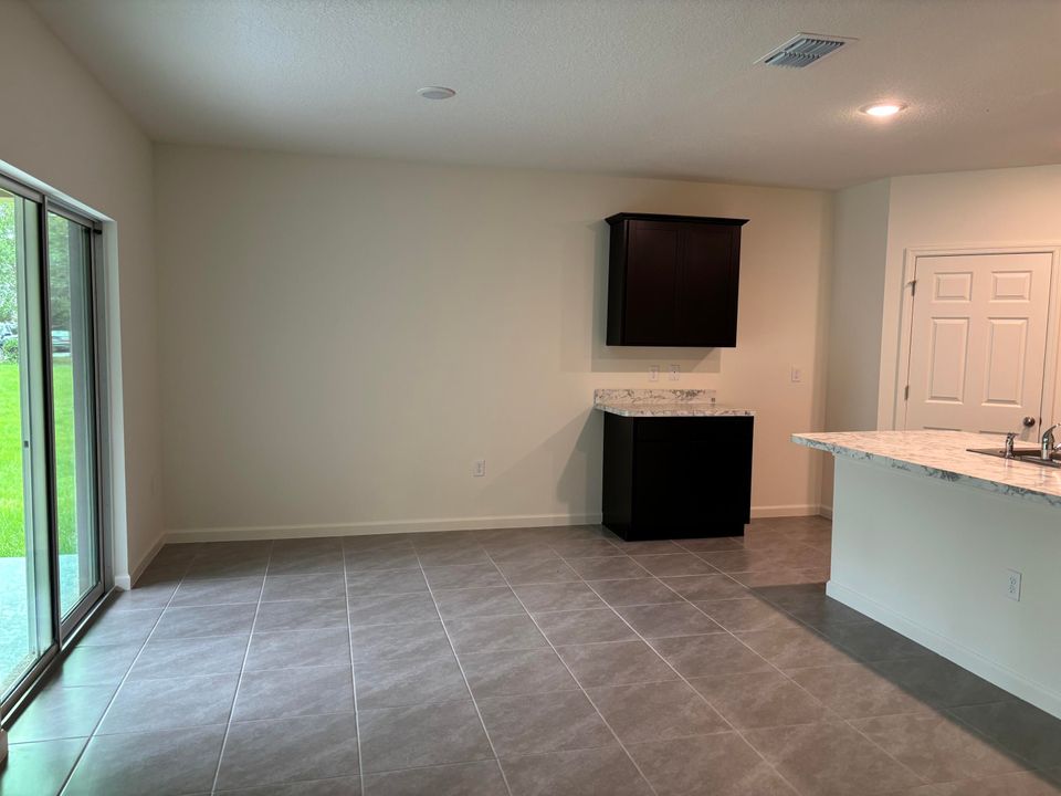 Active With Contract: $2,500 (4 beds, 2 baths, 1828 Square Feet)