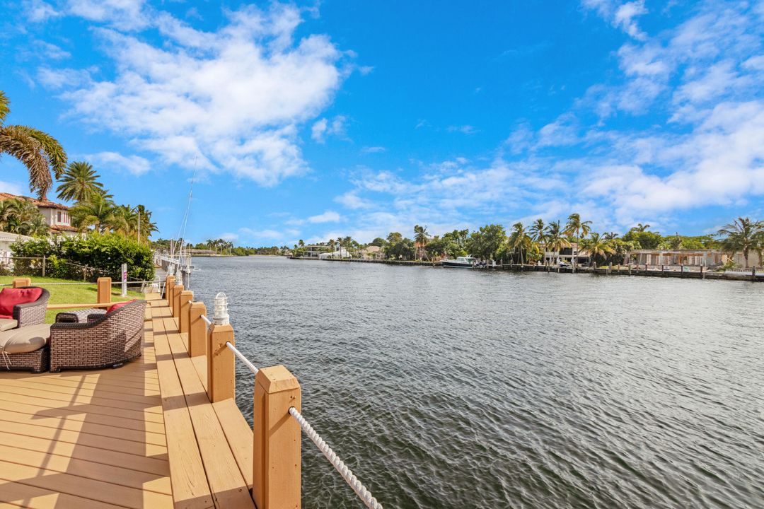 For Sale: $4,900,000 (3 beds, 3 baths, 2438 Square Feet)