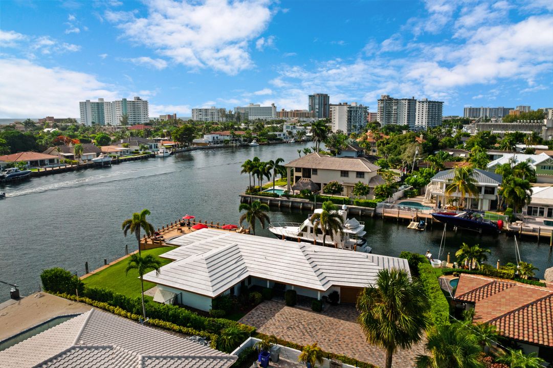 For Sale: $4,900,000 (3 beds, 3 baths, 2438 Square Feet)