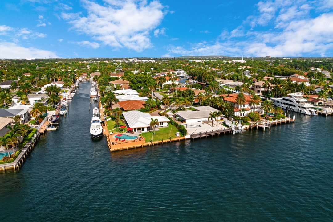 For Sale: $4,900,000 (3 beds, 3 baths, 2438 Square Feet)