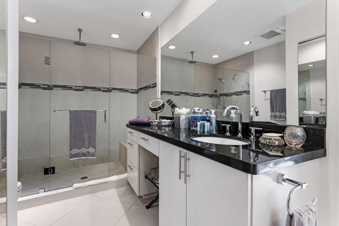 For Sale: $4,900,000 (3 beds, 3 baths, 2438 Square Feet)