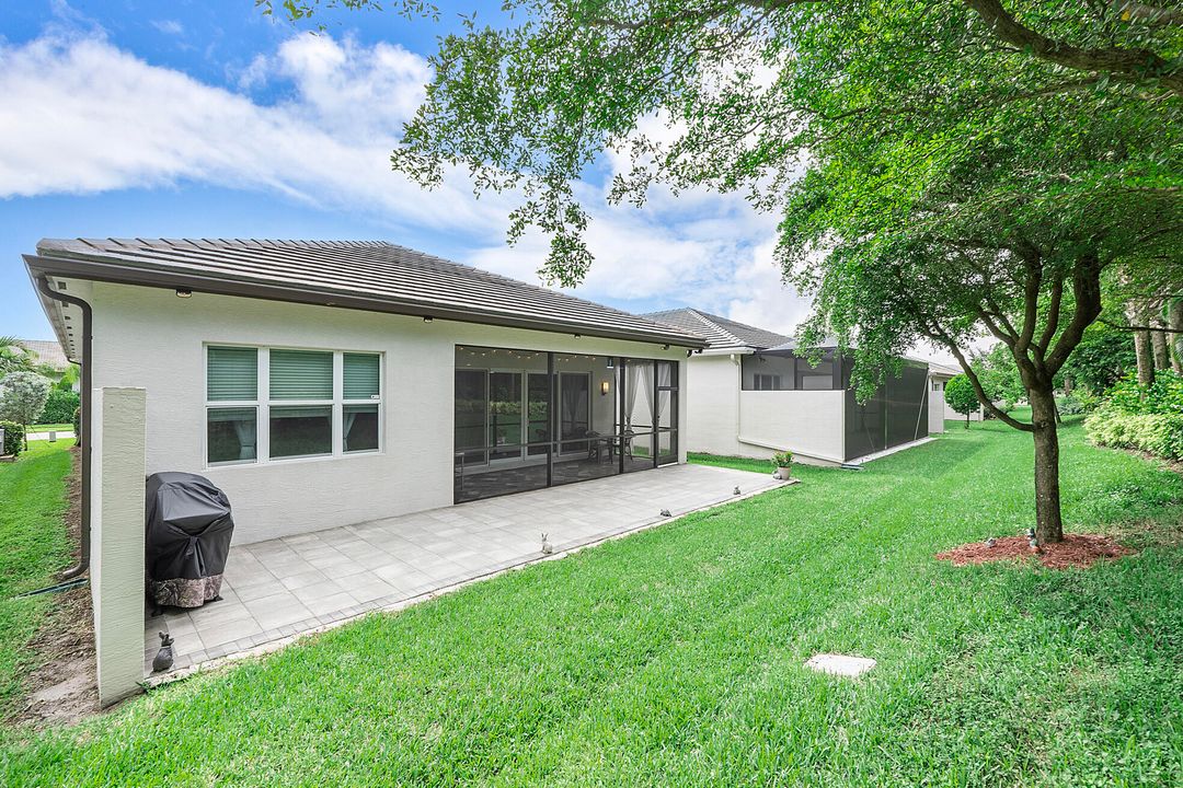 For Sale: $869,000 (2 beds, 2 baths, 1783 Square Feet)