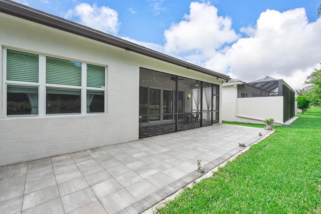 For Sale: $869,000 (2 beds, 2 baths, 1783 Square Feet)