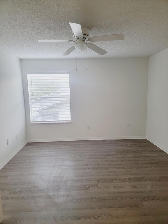 For Rent: $1,950 (2 beds, 2 baths, 1036 Square Feet)