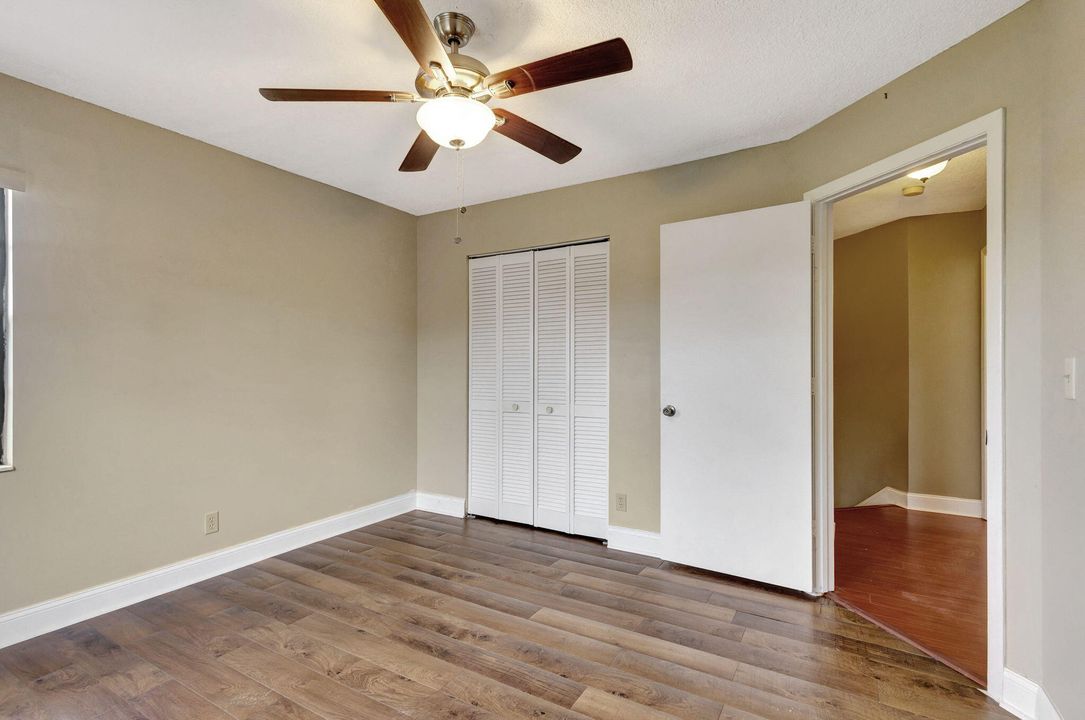 For Sale: $378,000 (3 beds, 2 baths, 1683 Square Feet)