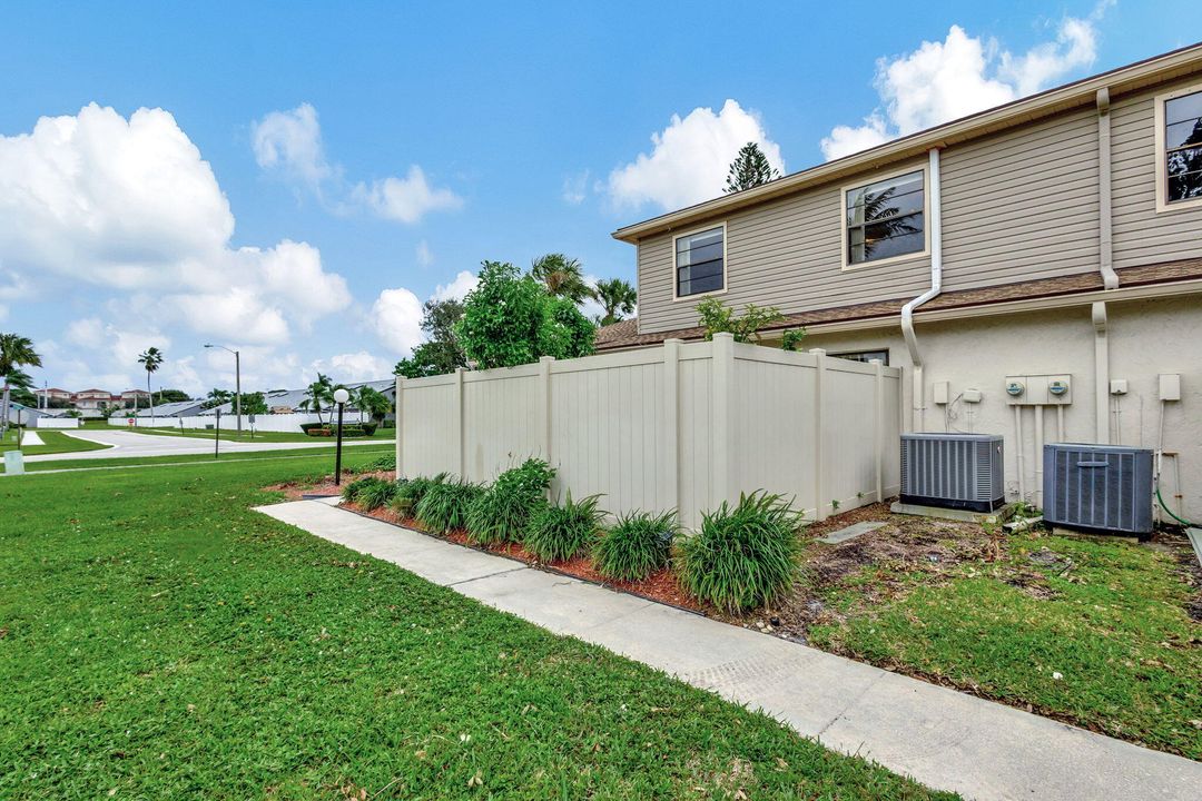 For Sale: $378,000 (3 beds, 2 baths, 1683 Square Feet)