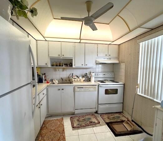 For Sale: $109,000 (2 beds, 2 baths, 990 Square Feet)