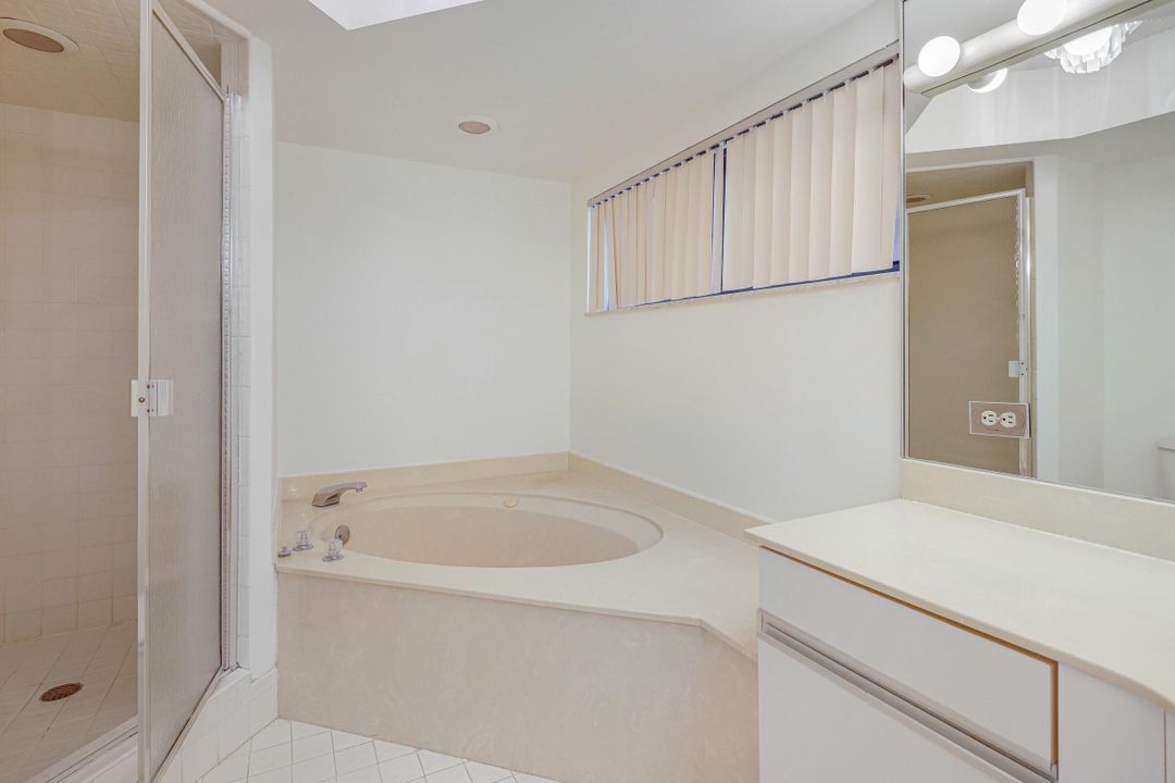 For Sale: $369,000 (3 beds, 2 baths, 1693 Square Feet)