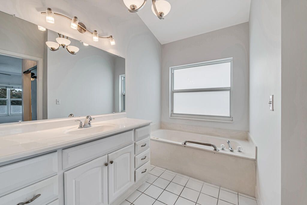 For Sale: $479,900 (3 beds, 2 baths, 1635 Square Feet)