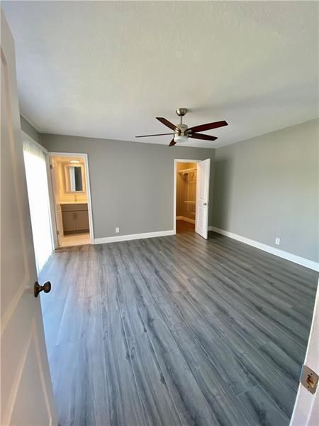 For Sale: $399,000 (2 beds, 2 baths, 1320 Square Feet)