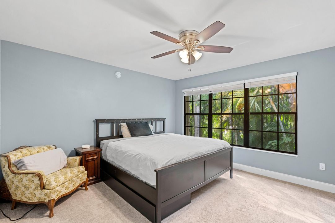 For Sale: $365,000 (2 beds, 2 baths, 1470 Square Feet)