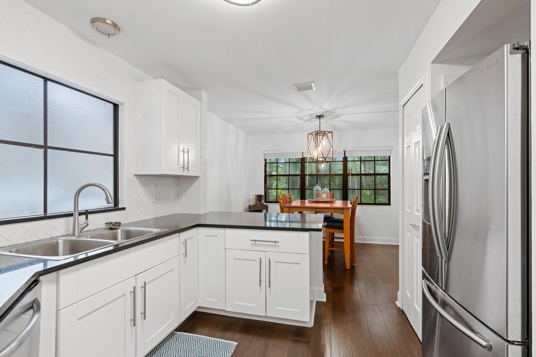 For Sale: $365,000 (2 beds, 2 baths, 1470 Square Feet)