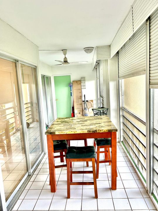 En Venta: $179,900 (2 camas, 2 baños, 1130 Pies cuadrados)