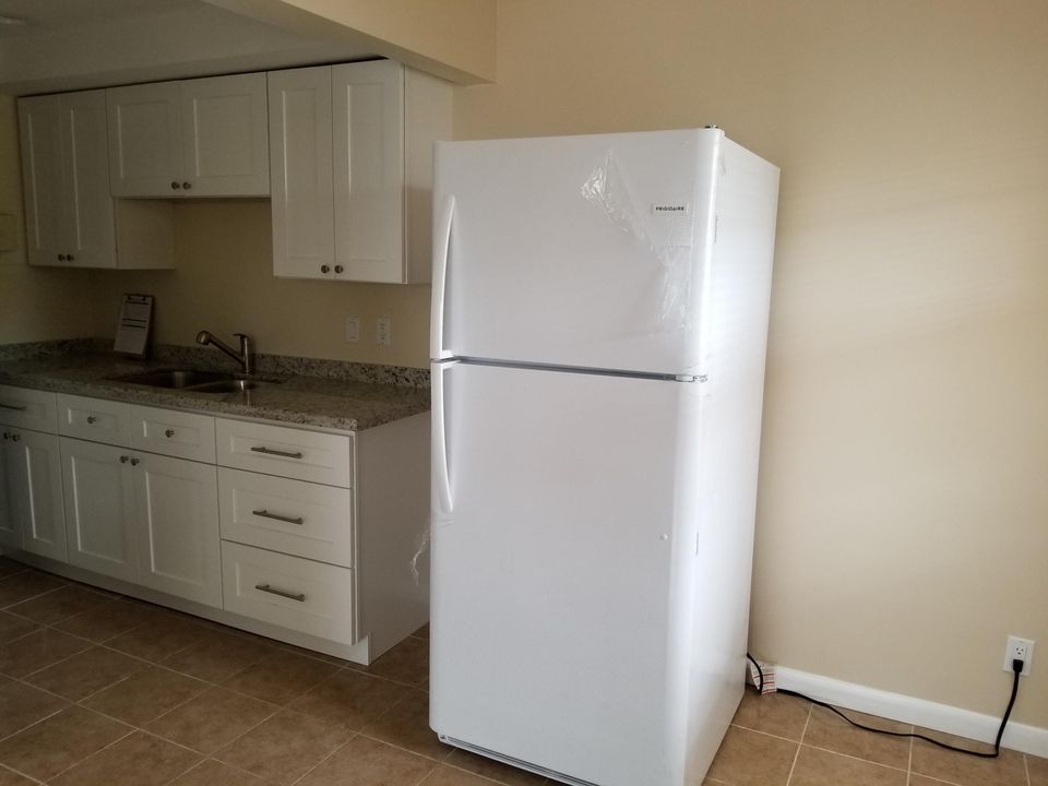 For Rent: $1,575 (1 beds, 1 baths, 603 Square Feet)