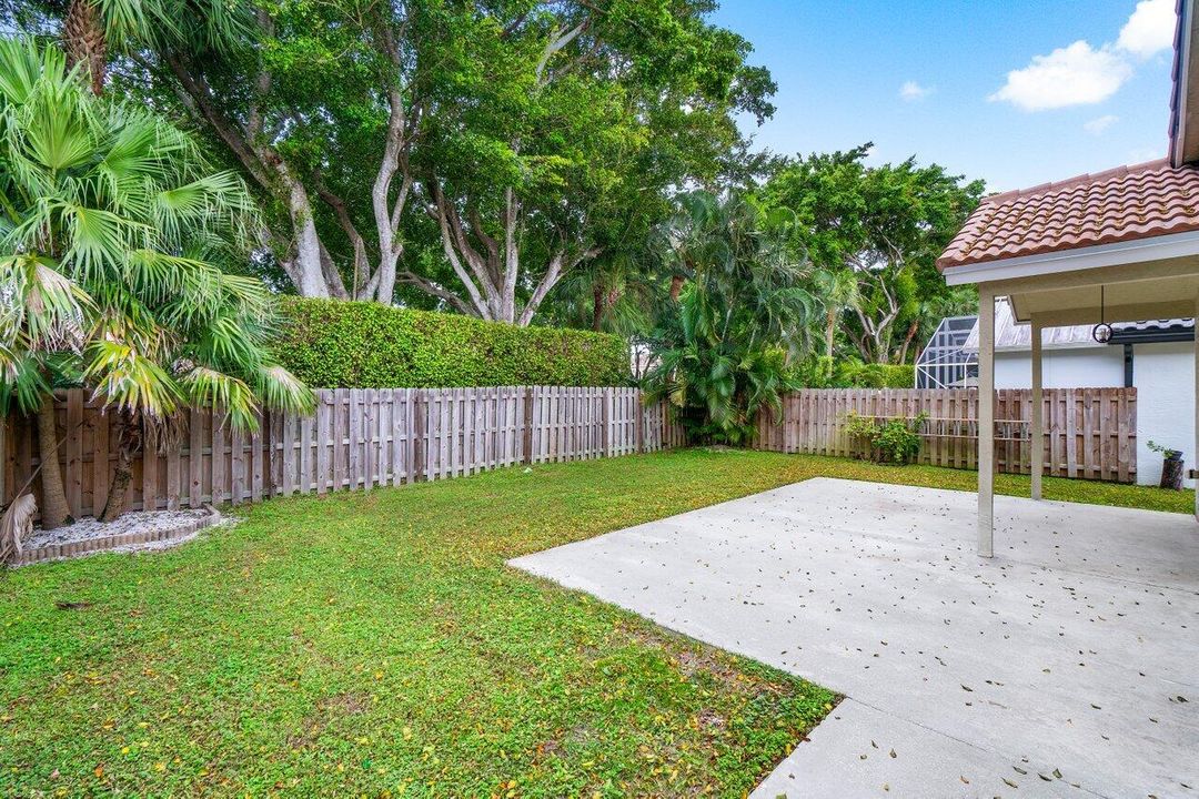 For Sale: $525,000 (3 beds, 2 baths, 1652 Square Feet)