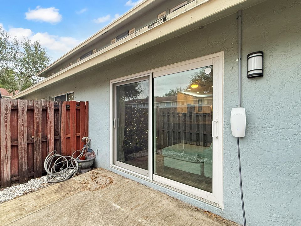 For Sale: $399,000 (3 beds, 2 baths, 1365 Square Feet)