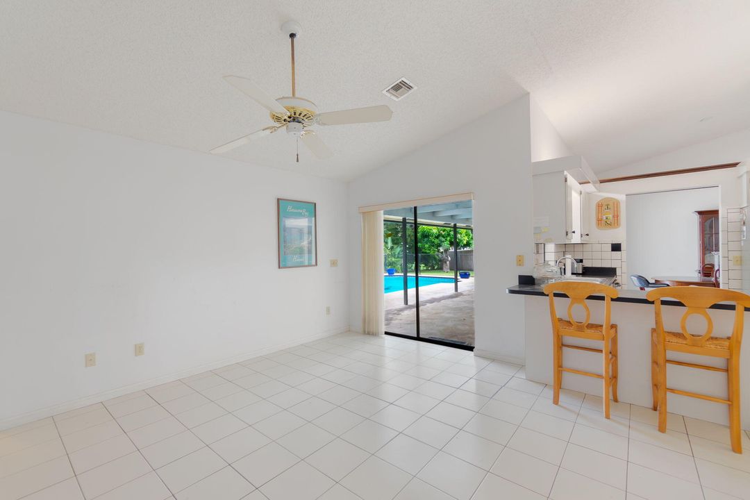 For Sale: $499,900 (4 beds, 2 baths, 2054 Square Feet)