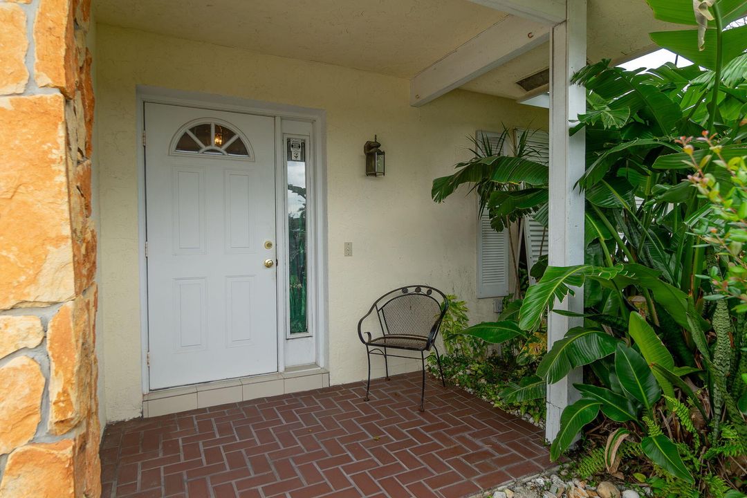 For Sale: $499,900 (4 beds, 2 baths, 2054 Square Feet)