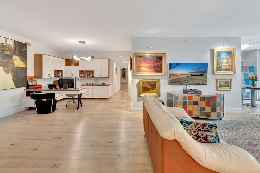 For Sale: $1,595,000 (2 beds, 2 baths, 2005 Square Feet)