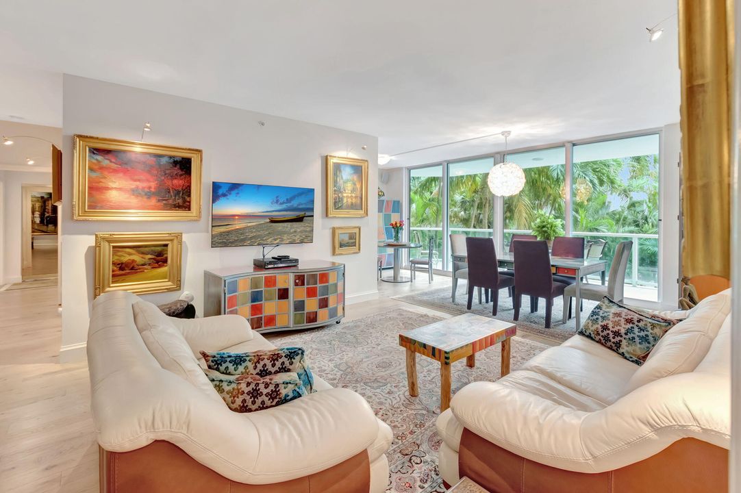 For Sale: $1,595,000 (2 beds, 2 baths, 2005 Square Feet)